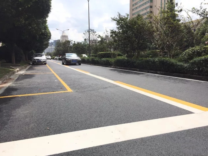 曲靖市翠峰路改造完工 行使舒适感和颜值大提升 曲靖市翠峰路改造完工 行使舒适感和颜值大提升